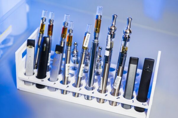 Exploring The Variations: The Differences Between Hhc And Thc 7 Hhc Vapes | Indacloud